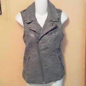 Daytrip stylish vest